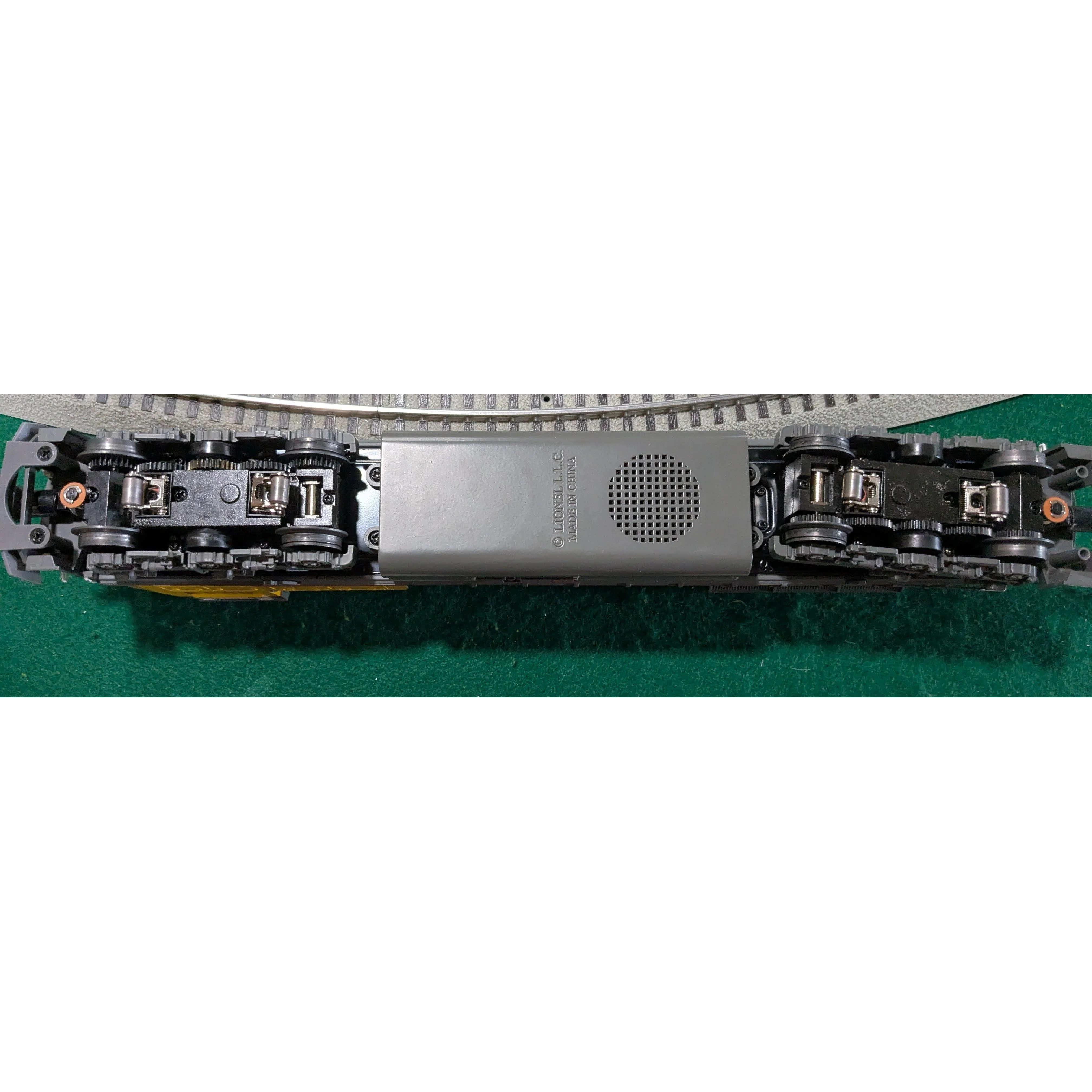 LIONEL 6-28274 Union Pacific SD-90 Diesel Locomotive w/TMCC #8048 — photo 3